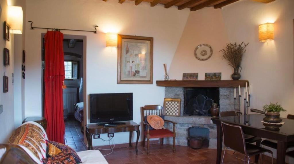 Antico Casale Il Fiorentino Montenero  外观 照片